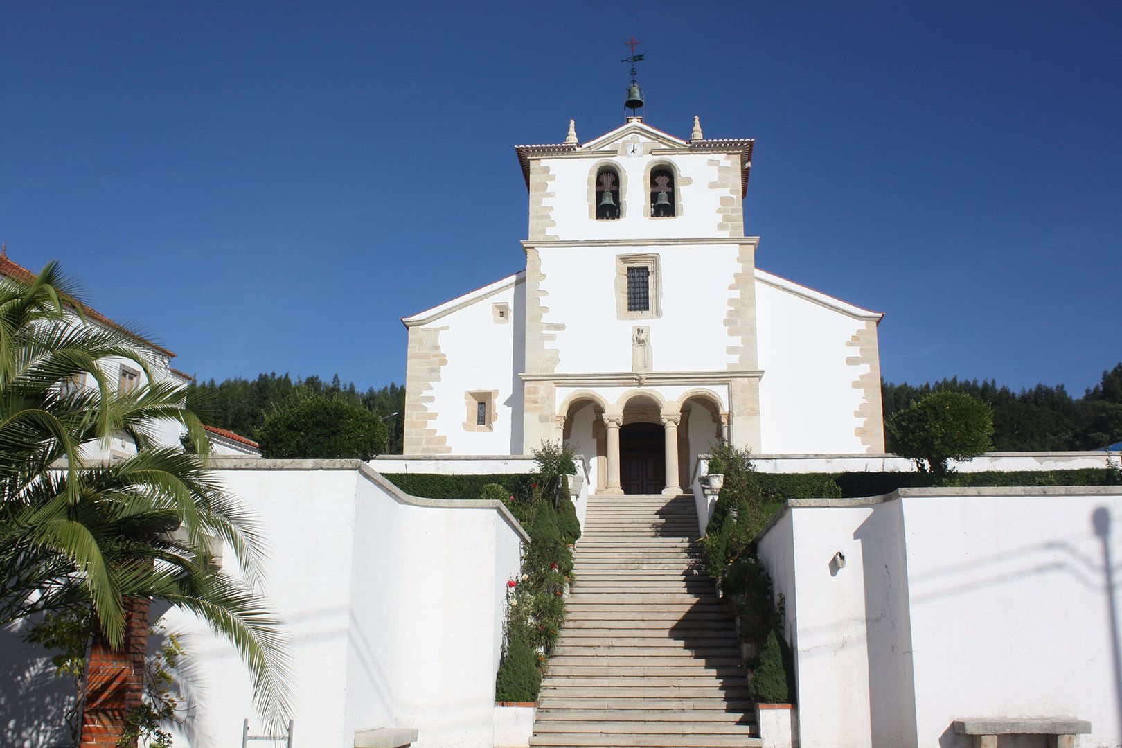 Main facade of the Mother Church of Our Lady of Graça das Areias