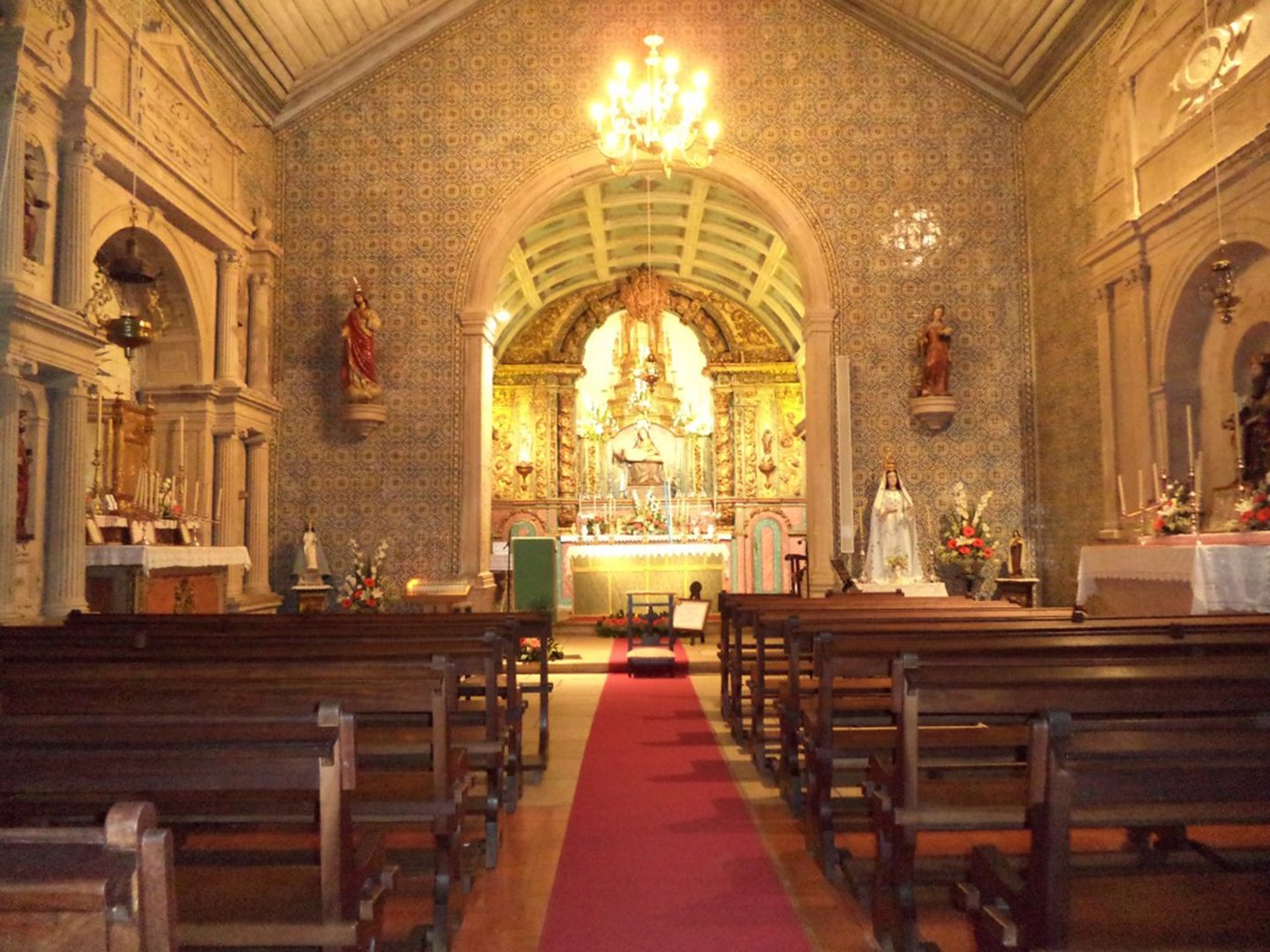 Interior da Igreja de Nossa Senhora do Pranto