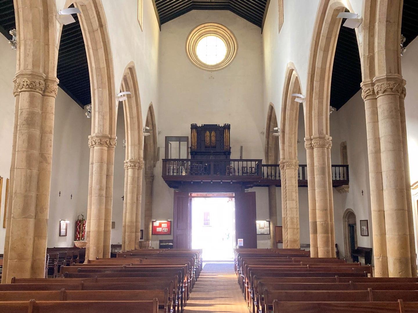 Interior da Igreja de São João Baptista
